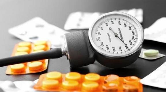 并发症|高血压和糖尿病，哪个更可怕？本文教你控制方法，都没什么可怕