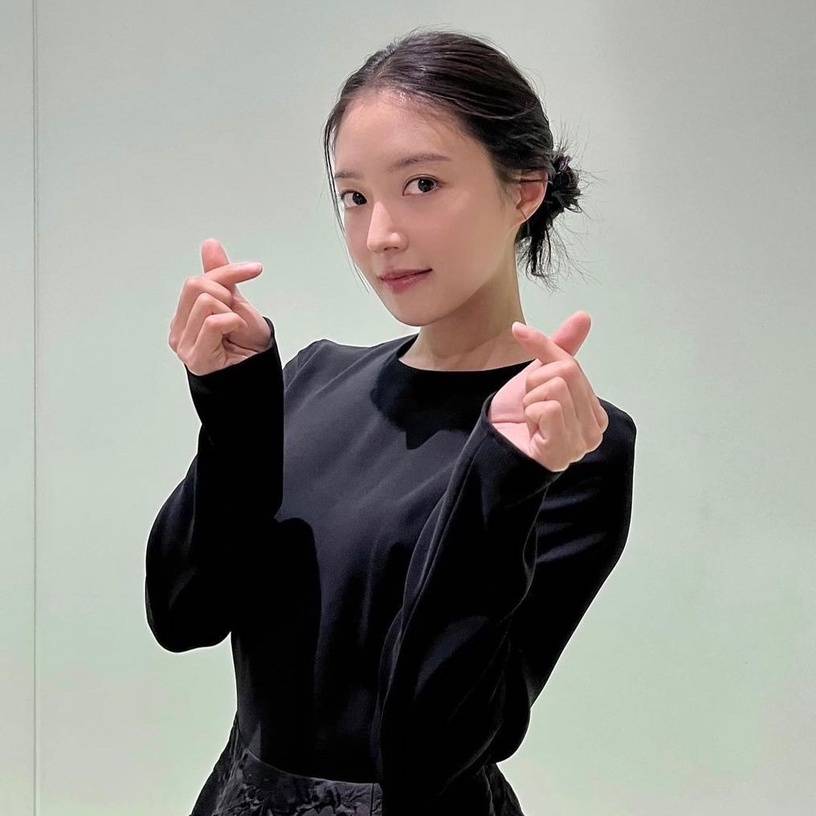 精进自己演技的李世荣,在成为成年演员之后,更勇于挑战不同戏路!