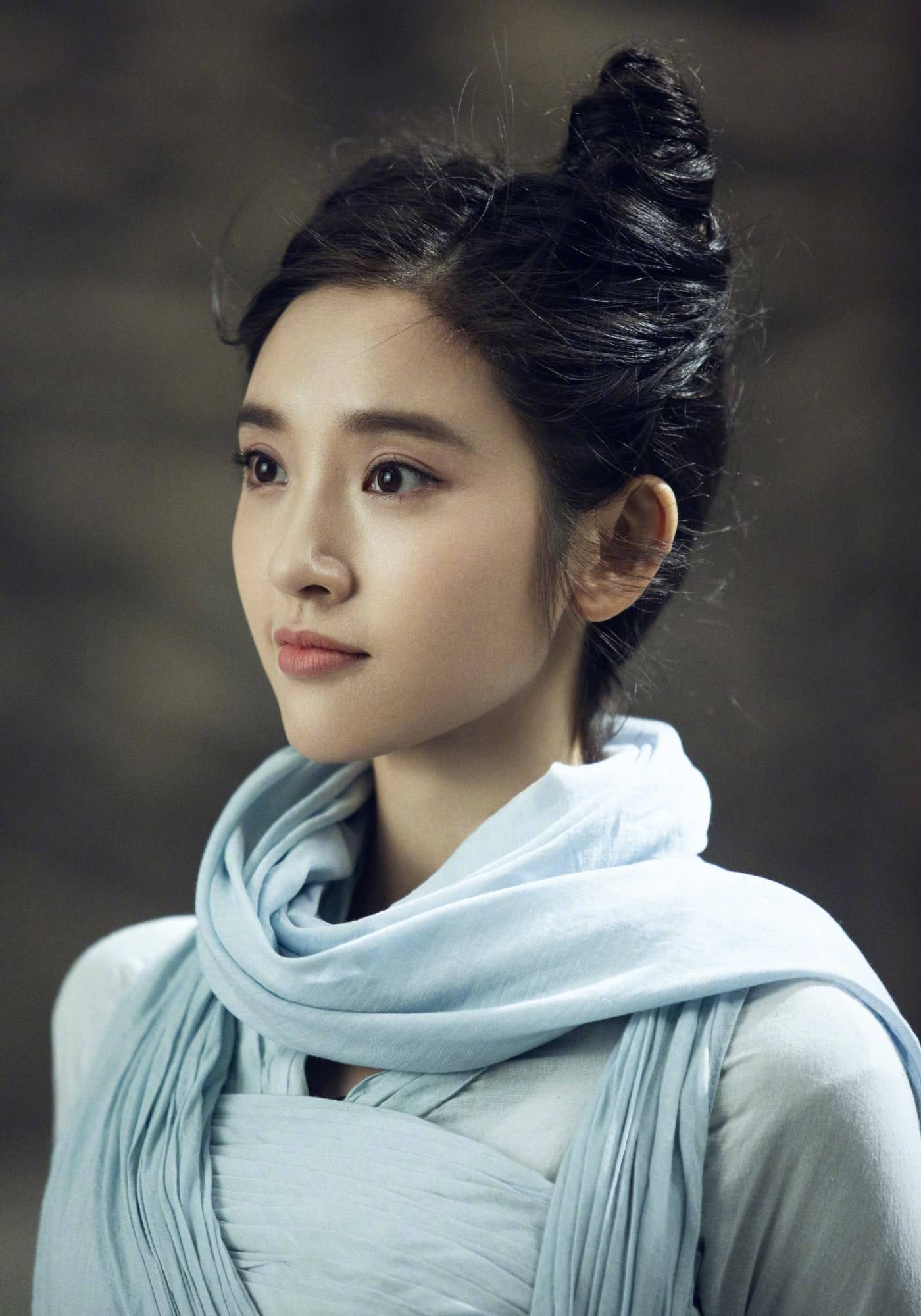 同样参演了《诛仙》,唐艺昕的关注度会不会太低了?_恋情_作品_电影