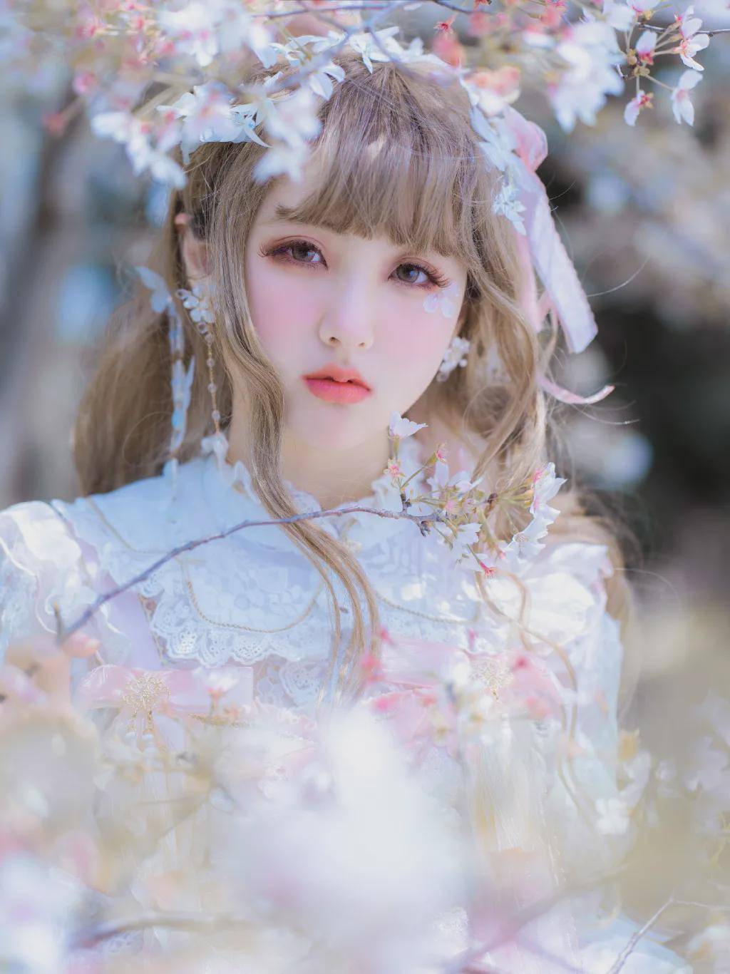 lolita:最美的季节遇到最想见的你_nanako_摄影_@fuyumi