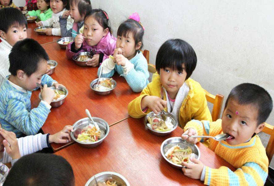方法|孩子在幼儿园吃饭慢怎么办