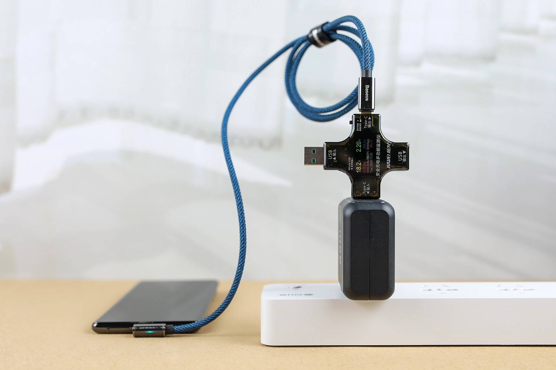 双USB-C智能快充,Aohi Magcube 100W氮化镓快充体验