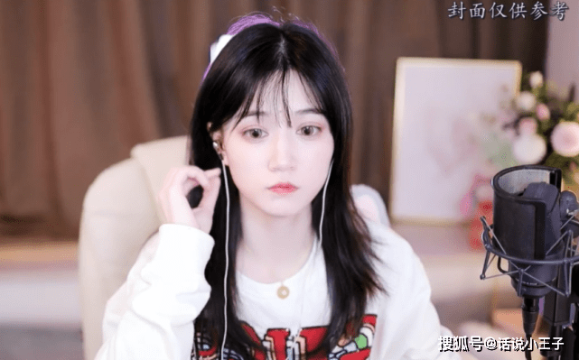 化妆品“沫子在浴室里放了4个瓶子”，直言：男生根本不会懂！粉丝：信息量有点大
