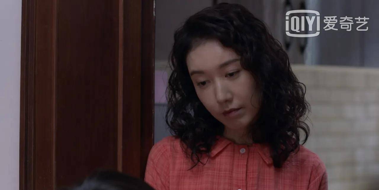 夏木|《谁是凶手》：赵丽颖饰演的“沈雨”，是不是反派？看这几处细节