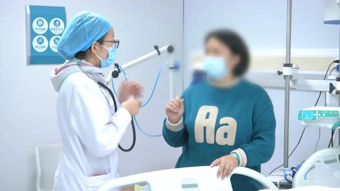 全身|女子高处坠落，全身多处骨折、脏器破裂！扛过最危重阶段，却被困在康复之路…