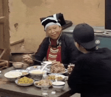 陈小春|张智霖上综艺大尴尬，叫一个比自己大5岁的人阿姨！