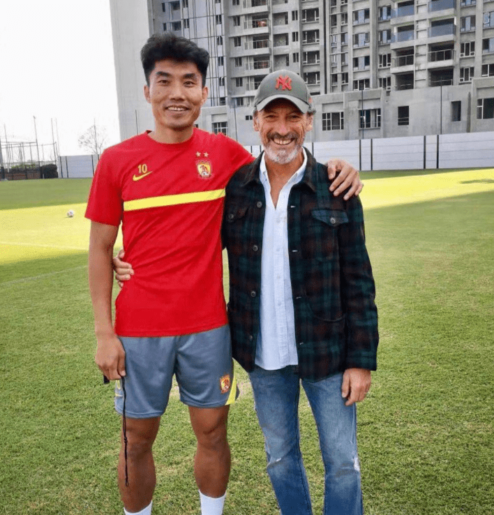 廣州|下午3點半，央視直播！中超時隔122天重啟：鄭智首秀，山東穩(wěn)了？