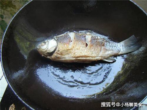 6ff3023516d74c379ed4cd881977cc4a.jpeg