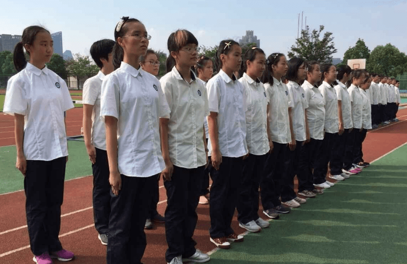 进行|小升初的暑假，合理安排初中学习很重要，避免养成不好的习惯