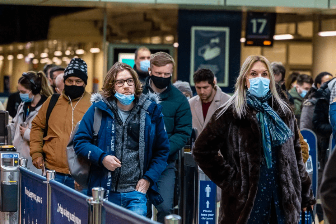 英国新冠病例可能会超过100万各大学陆续更改授课方式