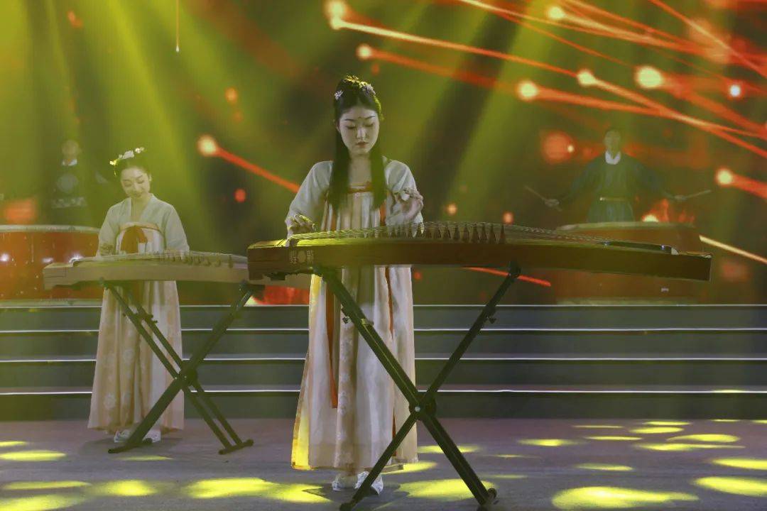 西安建筑科技大学办学125年并校65周年暨迎新师生联欢会隆重举行