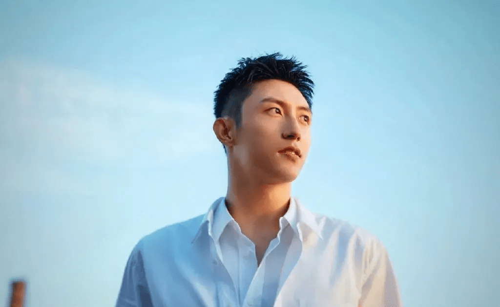 戚薇|小八卦：黄景瑜，杨紫，鞠婧祎，戚薇