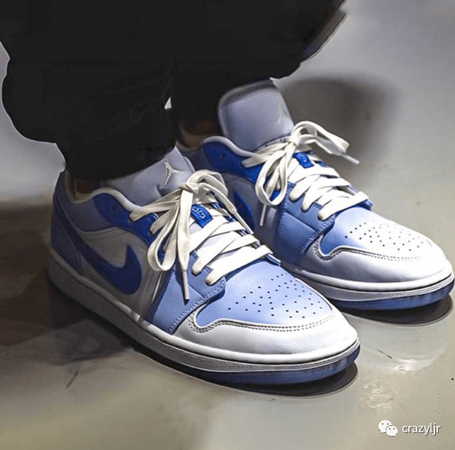 aj1乔1 绒粉 雾霾蓝 二次元鞋底 情侣低帮篮球鞋