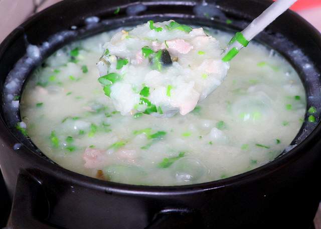 任何原因|胃痛发作，这两种食物不建议多吃，当心病情加重