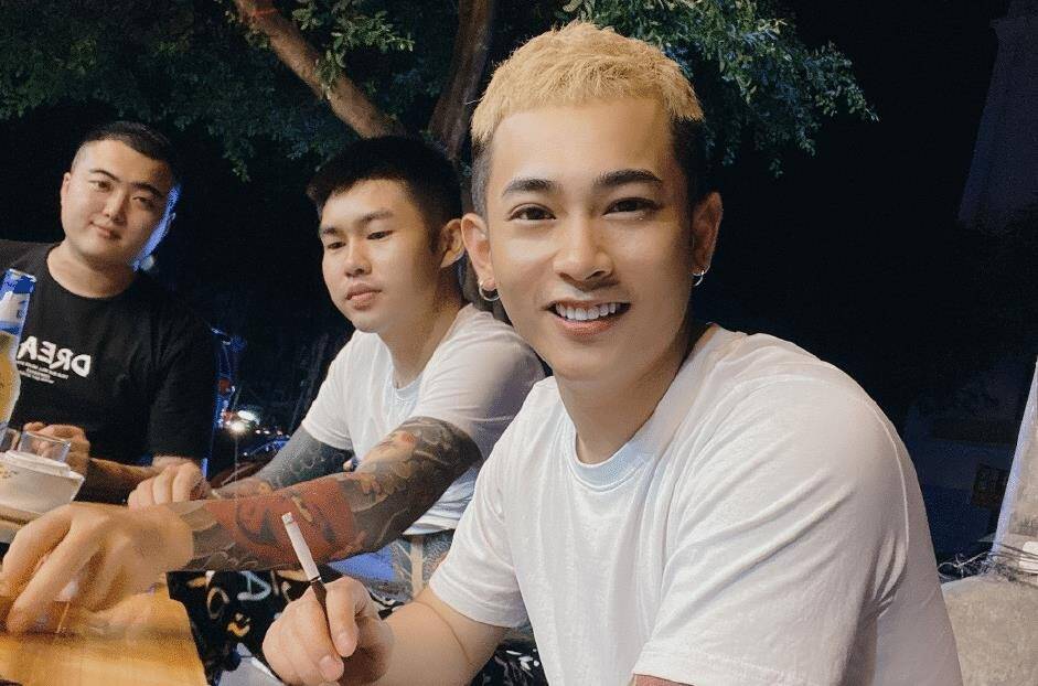 吴迪公开"逆徒"名单,抱怨众人私下讨论自己,放话:挨个起诉_徒弟_事情