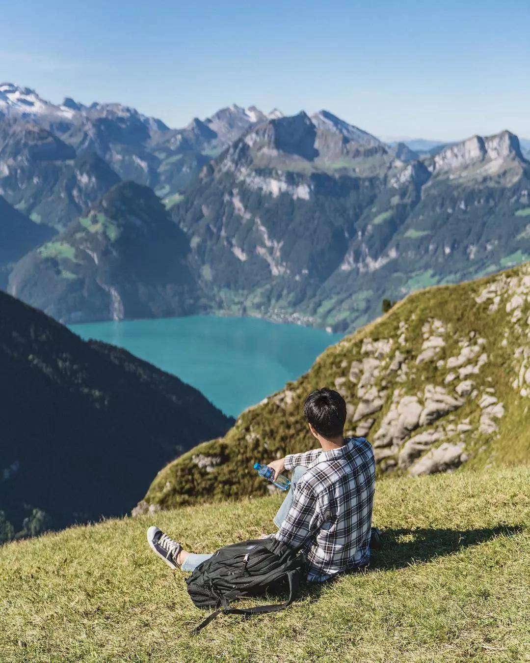 男生日常拍照姿势合集也太让人心动了吧