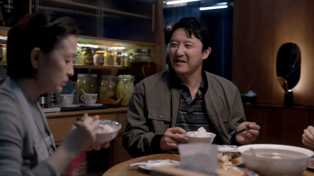 李萍|《小敏家》后续剧情狗血化，小敏怀双胞胎流产，继子继女恋爱