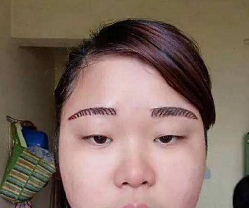 因为为什么普通女人纹眉的居多，而女明星却很少纹眉？内行人讲出真相