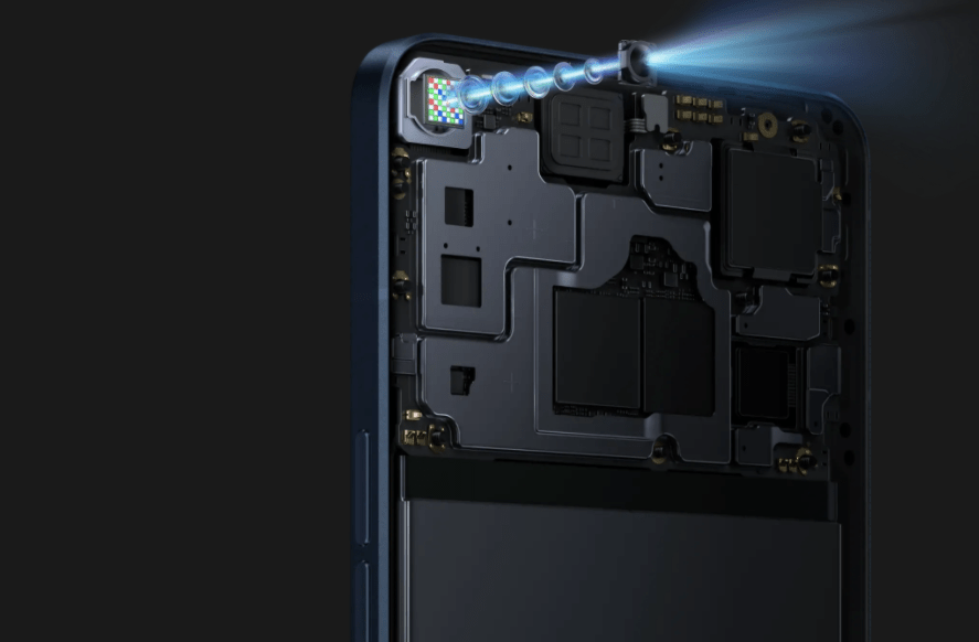 比如它的前置镜头,搭载的是oppo×索尼联合打造的imx