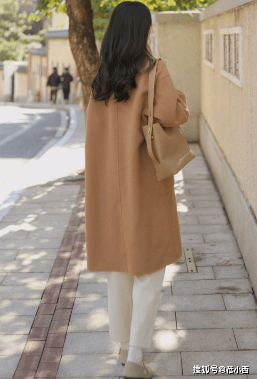 黑色 拯救不完美的腿型,还得靠这一条“直筒裤”,穿对秒变腿精!