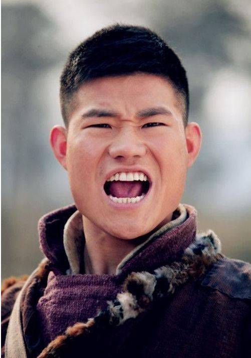 原创嘎子哥隐藏多年的老婆原来是我们熟悉的她中国最贵演员的孙女