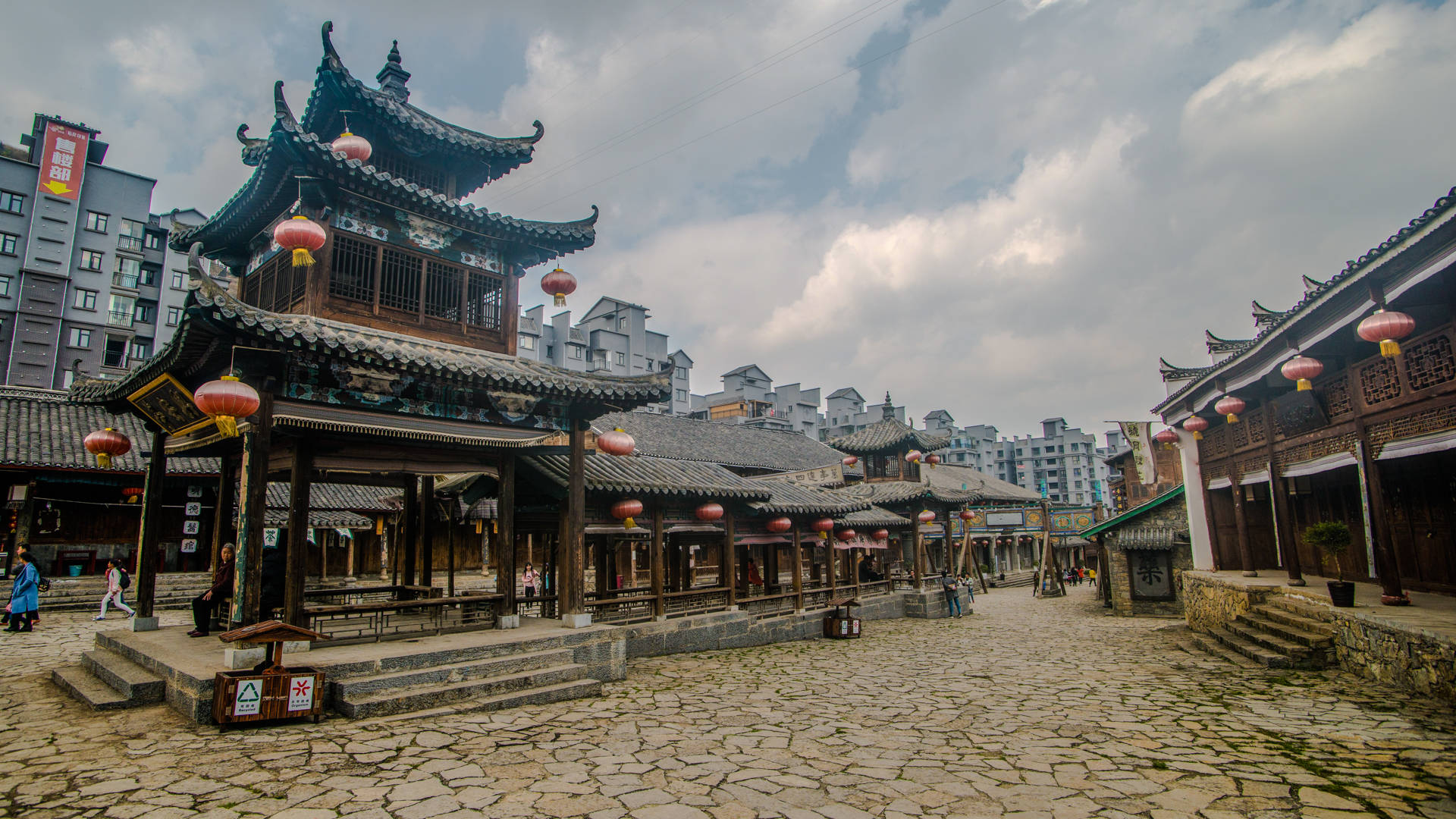 古城,原本破旧,后经修复成景点,电视剧还来这里取景_安南_古镇如_滇缅