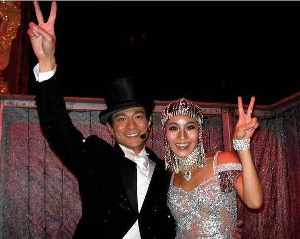 16岁就跟随刘德华,别人花多少钱都请不动_赖文慧_伴舞_演唱会