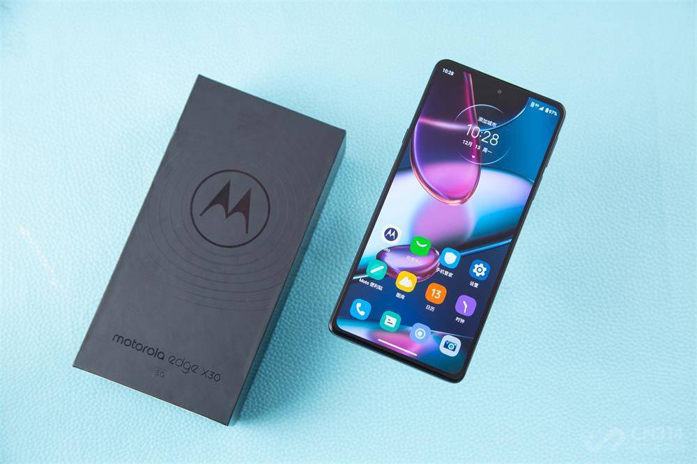 产品|moto edge X30实测：首发骁龙8 Gen1能够展现全部性能？