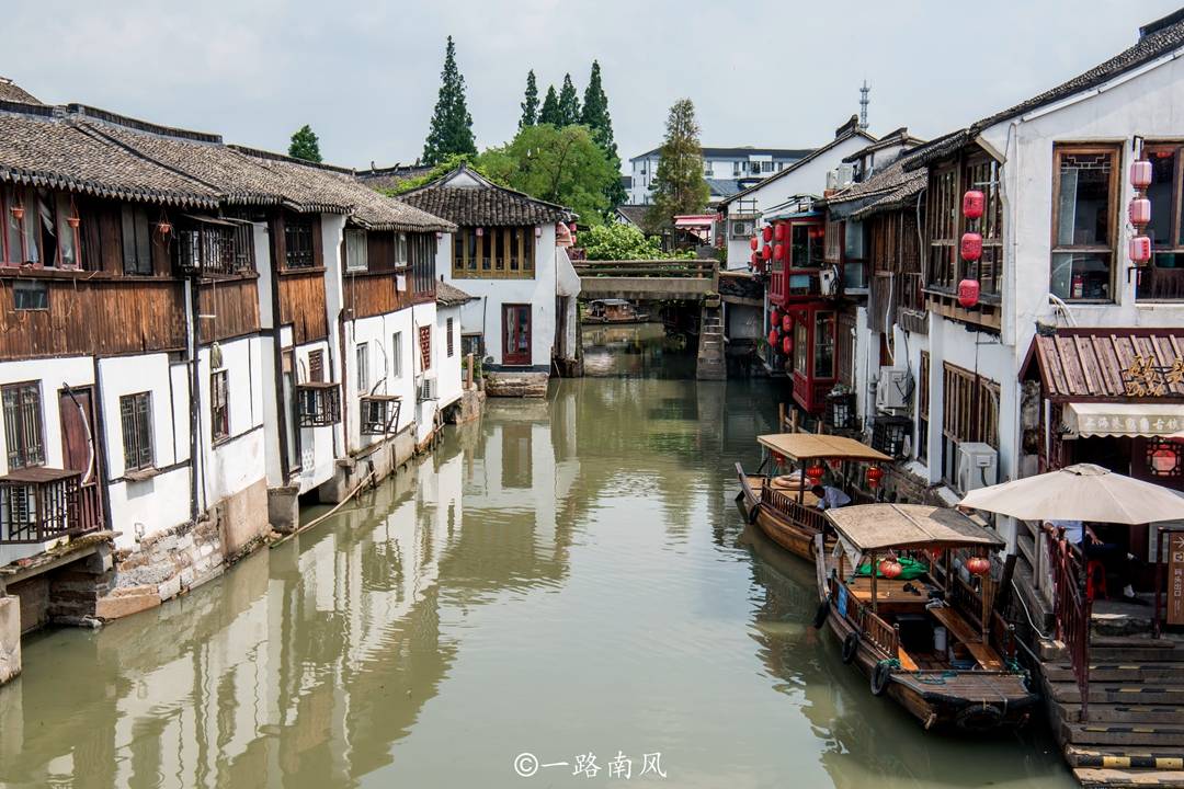 马文卿|上海一日游好去处，外围免费，地铁直达，景色不输周庄乌镇西塘