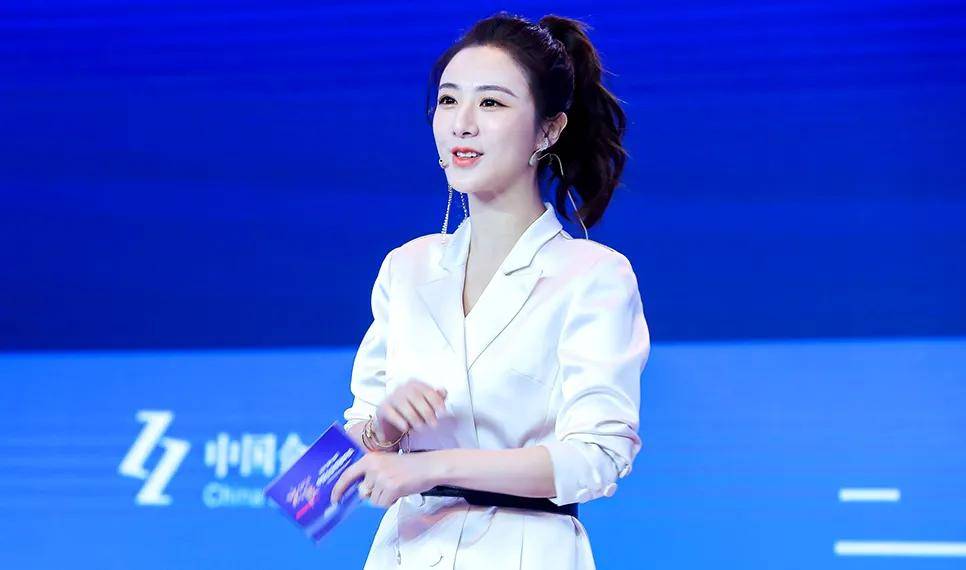 薇娅被全网封杀，被追缴并罚13.41亿后道歉：愿承担一切后果！李佳琦回应