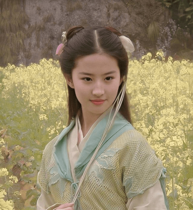 仙剑|新版《仙剑》花絮曝光,赵灵儿无辨识度,阿奴衣服红配绿被批太丑