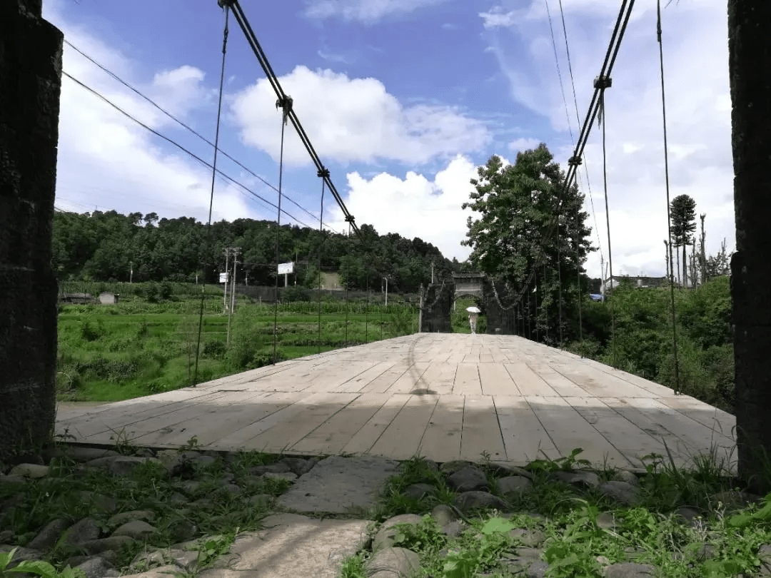 居民|腾冲曲石向阳桥：历久弥坚跨骁浪 川流之上向阳生