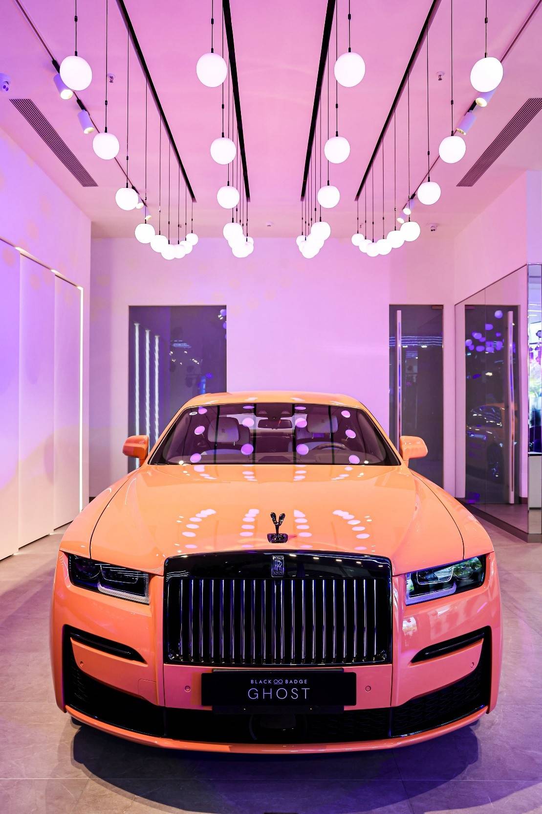 劳斯莱斯汽车深圳店正式完成升级南中国的首家精品店