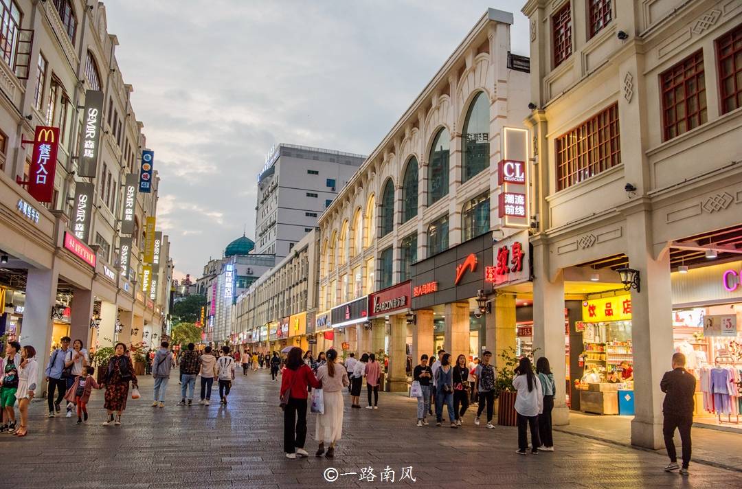 美食街|南宁市区旅游必去景点，一天时间玩到嗨，全部免费开放