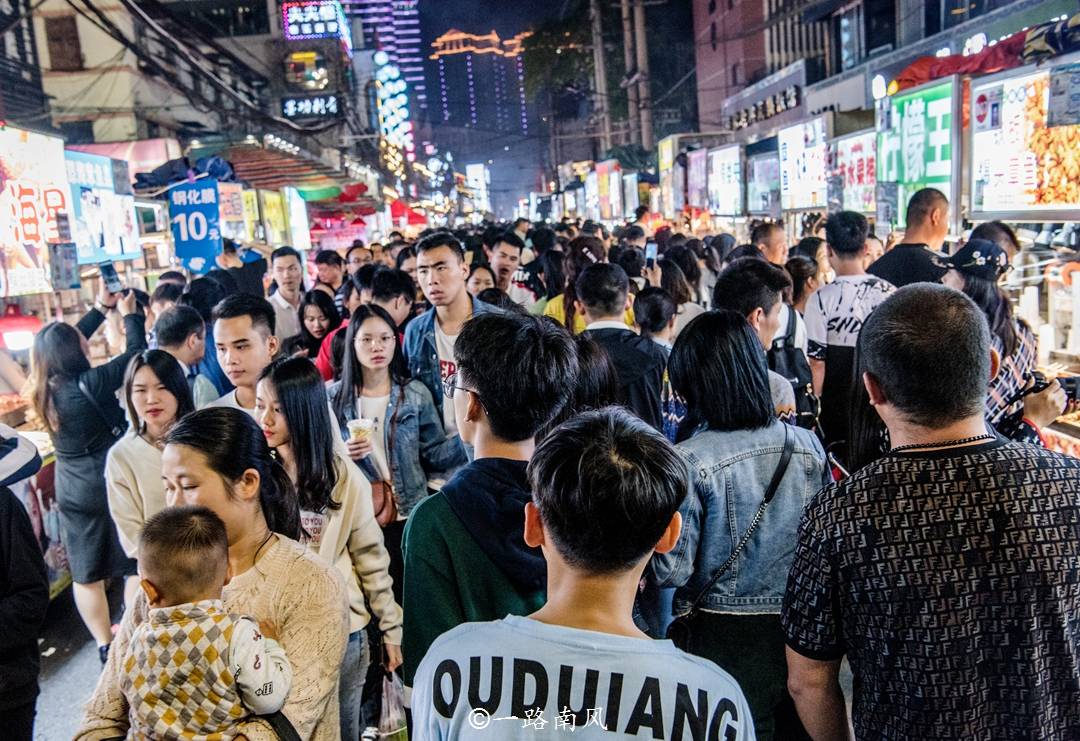 美食街|南宁市区旅游必去景点，一天时间玩到嗨，全部免费开放