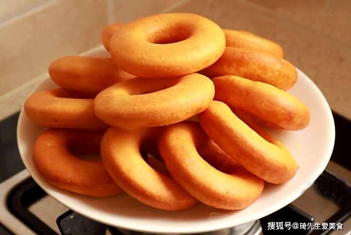 做法|天冷,早餐别再出去买,懒人做法只需8分钟,大人孩子都爱吃