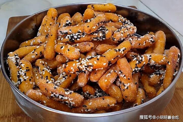 做法|好吃又简单的江米条,做法和技巧告诉你,香甜酥脆,做一锅不够吃