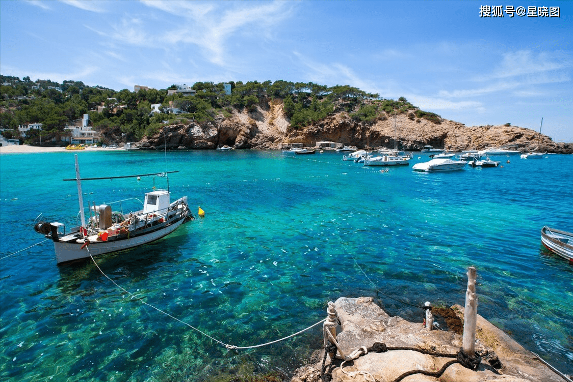 皮特凯恩岛藏纳英国9名叛逃士兵内战后剩下1个男人10个女人