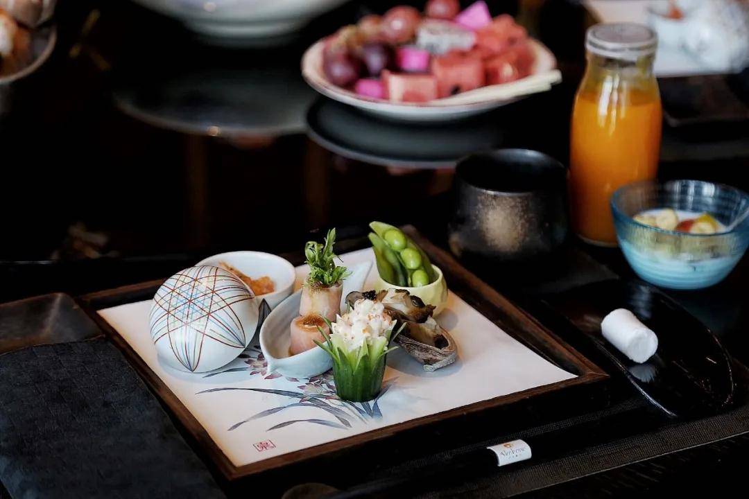 日料只是看似高冷,其实也有热气腾腾的人间烟火_食材_艾美曙_寿喜锅