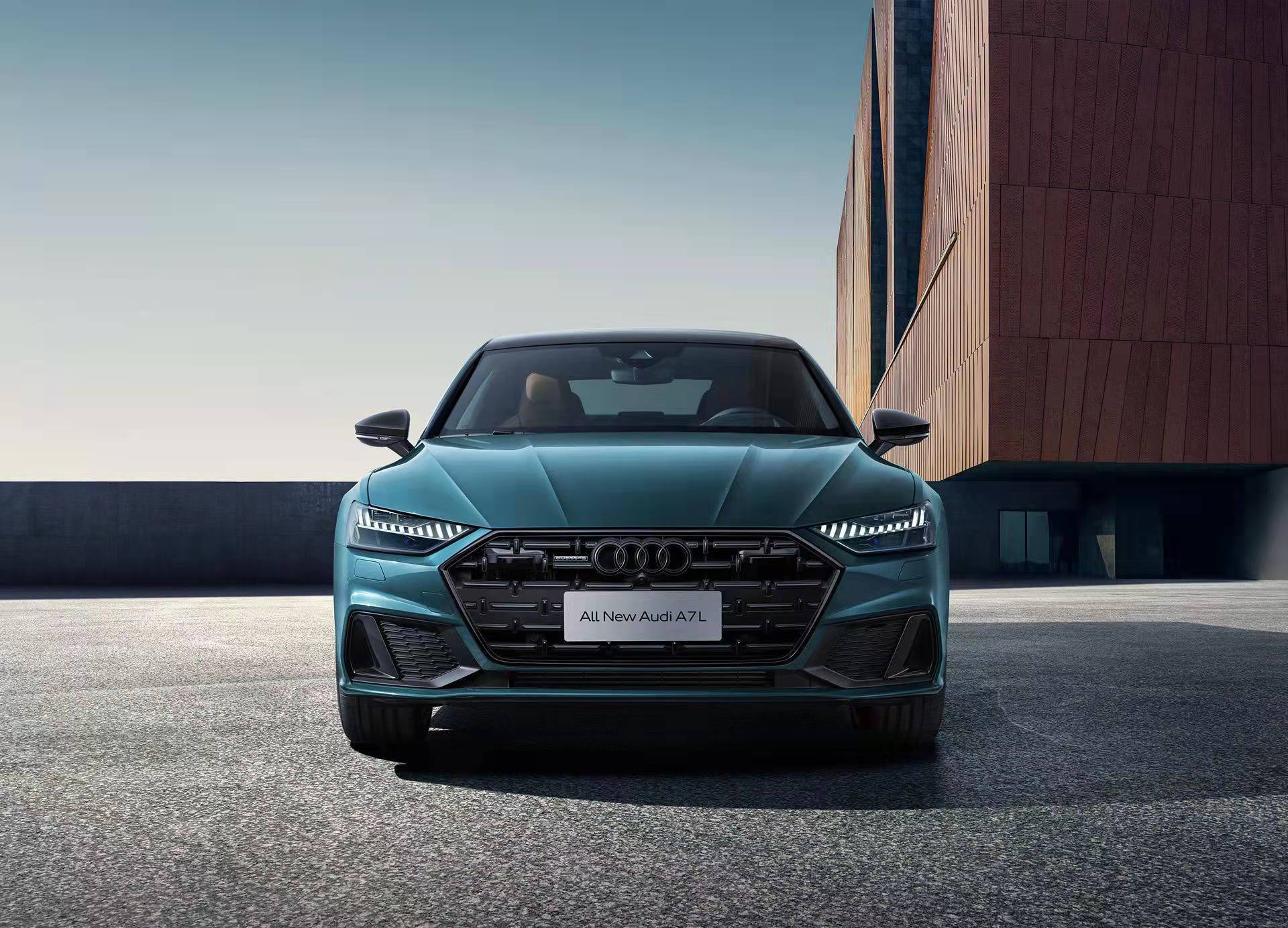 国产豪华车的天花板上汽奥迪a7l55tfsi将于元旦交车