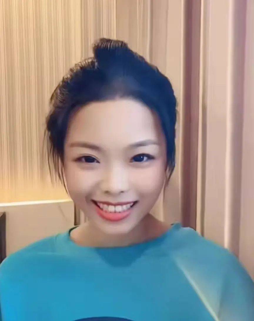 原创什么叫一张嘴毁了整张脸袁姗姗香肠嘴好出戏颖儿唇歪好别扭