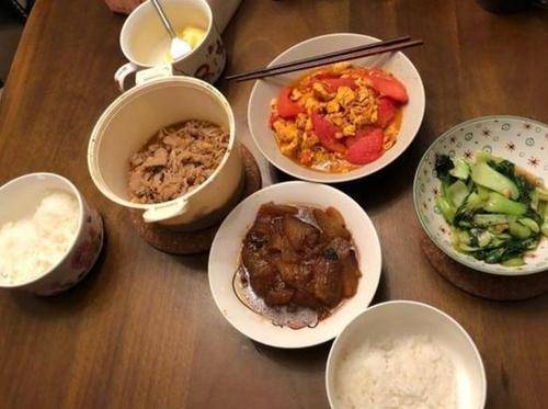 补充3种食物堪称“皱纹帮凶”，会保养的人从来不吃，看看有自己爱吃的吗