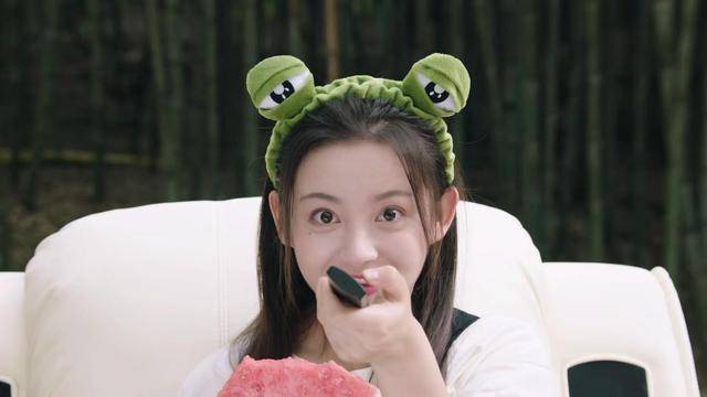 王皓轩|《师兄请按剧本来》开播,新颖好笑,王皓轩屠芷莹成搞笑CP!