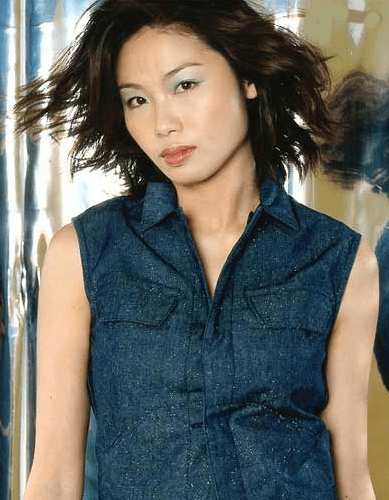 港姐陈妙瑛会演戏会经商甘做富豪红颜22年与原配亲如姐妹