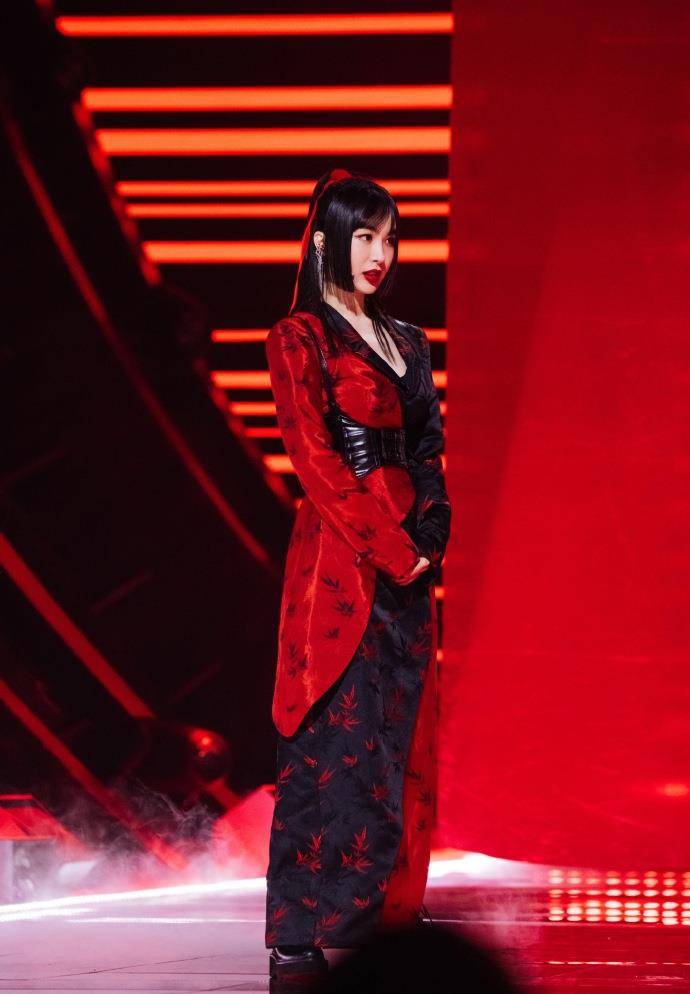 弦子|浪姐2:李菲儿张馨予争执,弦子说我劝你不要总想着多活几集