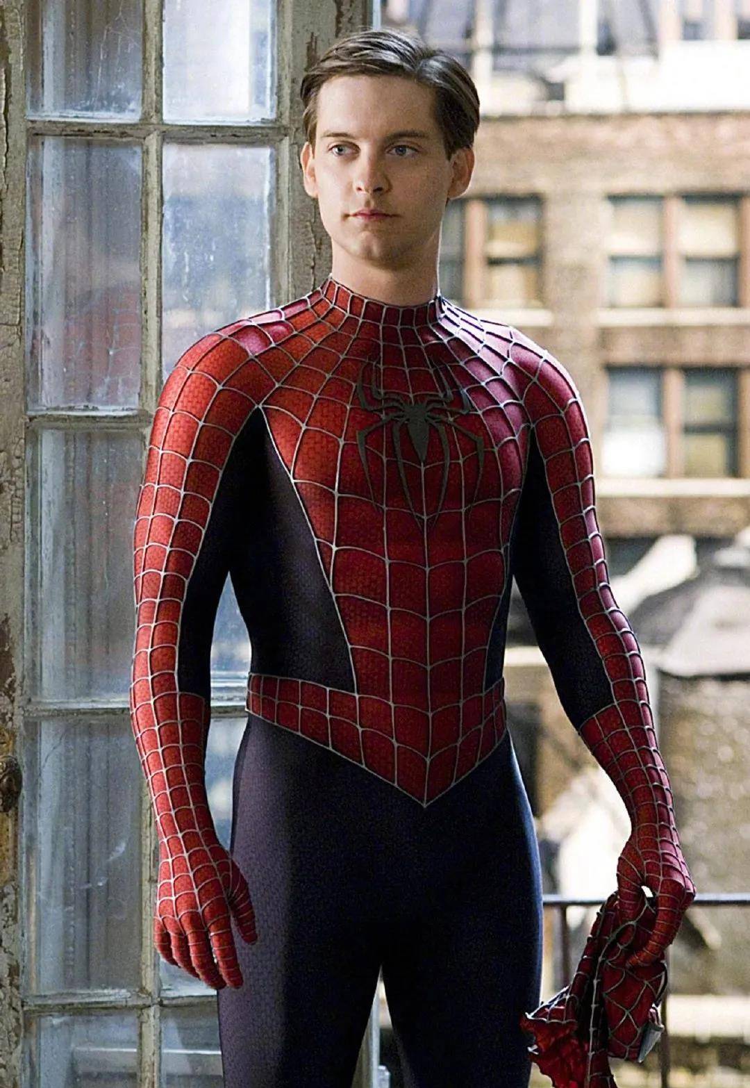 全球|《蜘蛛侠3》三蛛同框！46岁托比马奎尔复出，苍老憔悴，令人唏嘘