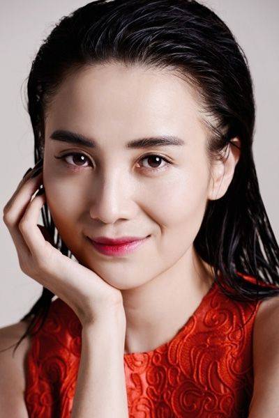 原创哈尔滨盛产美女8位冰城美女个个肤若凝脂气质卓绝