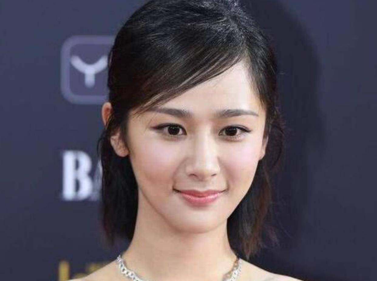 丰盈女明星的苹果肌是“玄学”？王子文奚梦瑶变贵气，杨紫舒畅太显老
