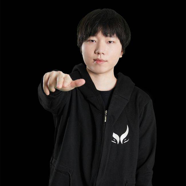 dota2-冬季邀请赛:aster完成新赛季首秀,xg表现不佳惨遭vg横扫_magma