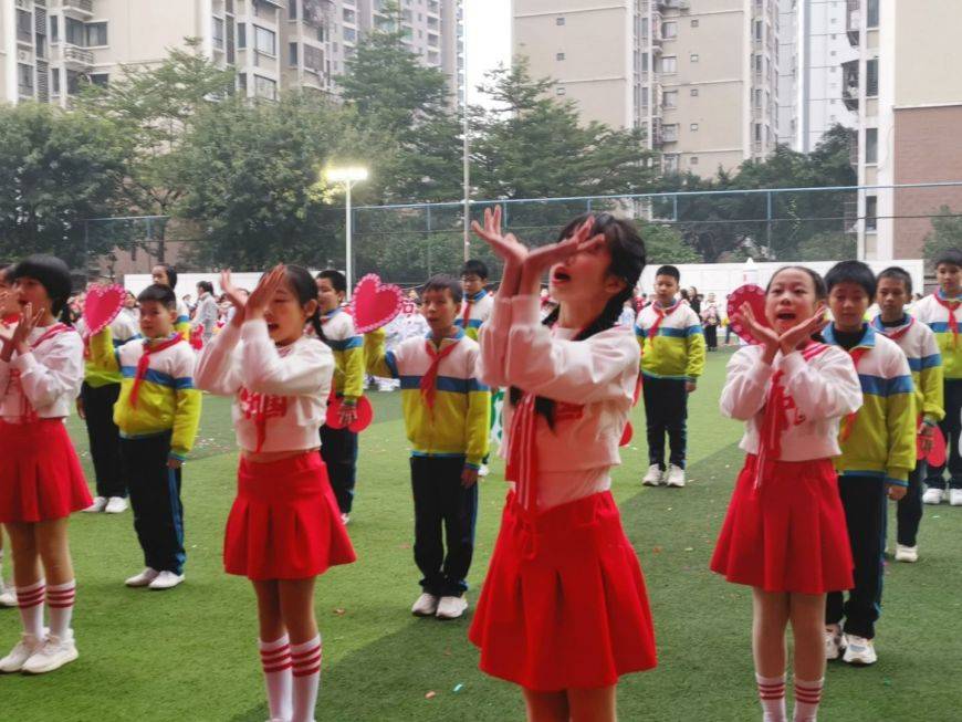 步伐|福州市融侨小学：超萌超酷！体艺节开幕式燃爆